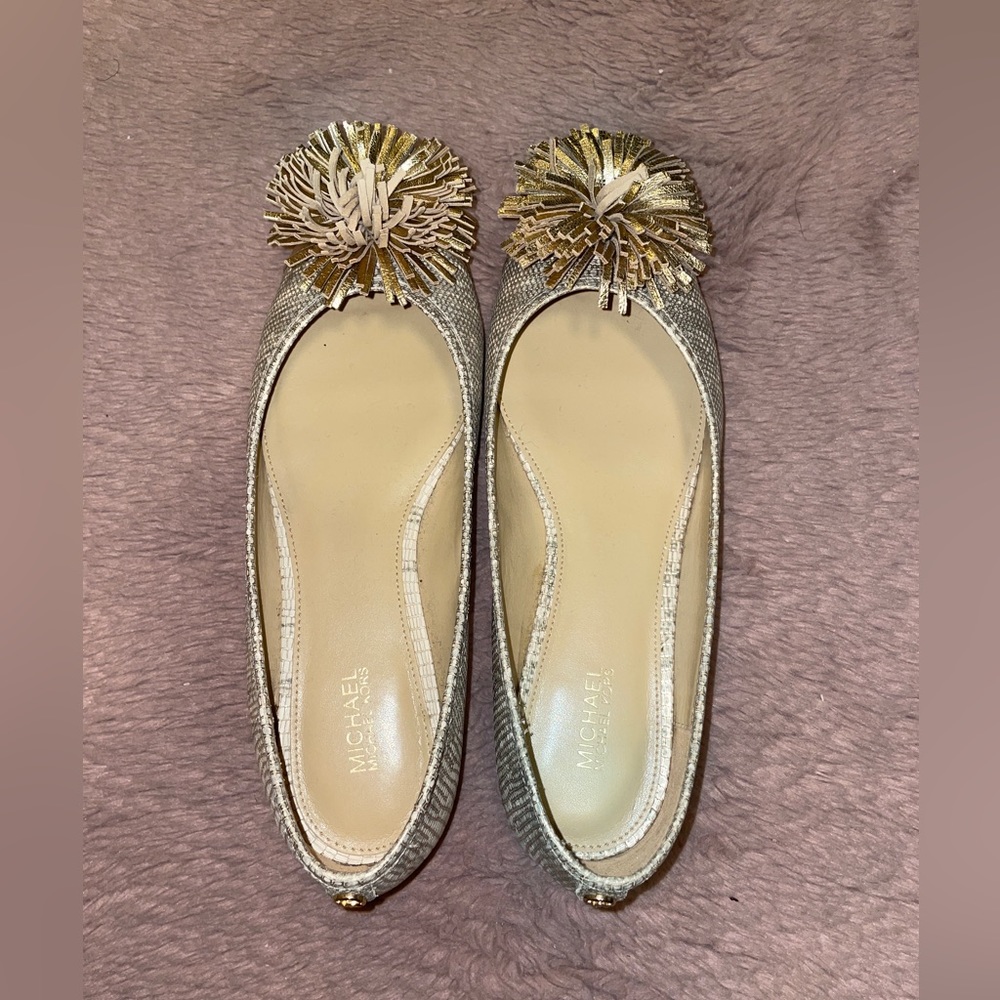 NWOT Michael Kors Gold Tassels Ballet Flats - 7.5 shoes
